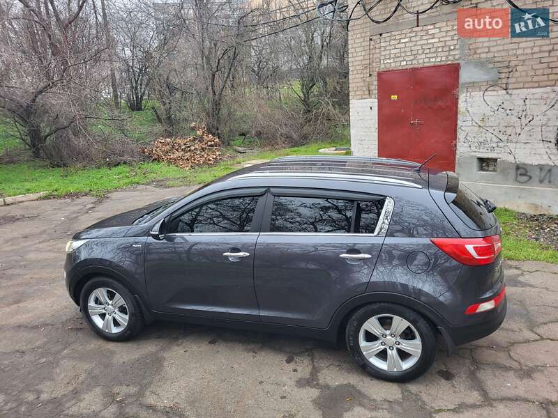 Внедорожник / Кроссовер Kia Sportage 2011 в Кривом Роге