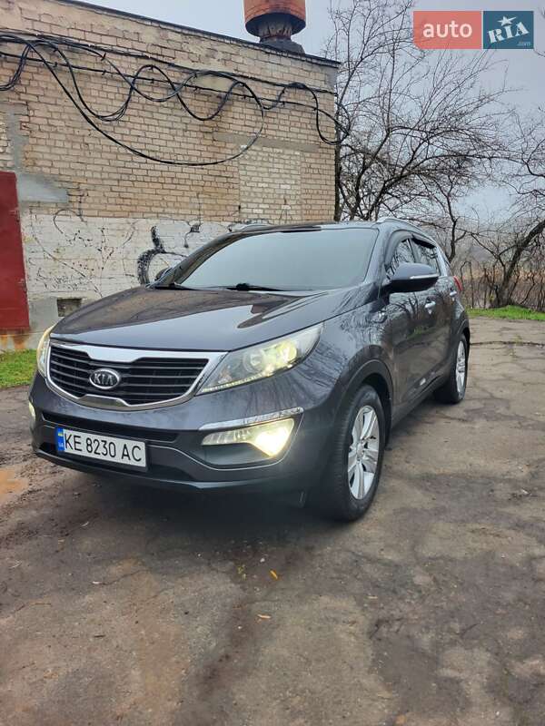 Внедорожник / Кроссовер Kia Sportage 2011 в Кривом Роге