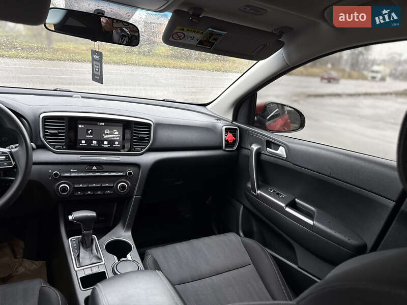 Внедорожник / Кроссовер Kia Sportage 2018 в Львове фото 44 Внедорожник / Кроссовер Kia Sportage 2018 в Львове
