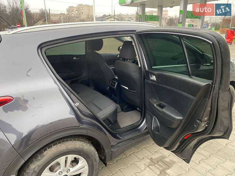 Внедорожник / Кроссовер Kia Sportage 2017 в Виннице фото 16 Внедорожник / Кроссовер Kia Sportage 2017 в Виннице