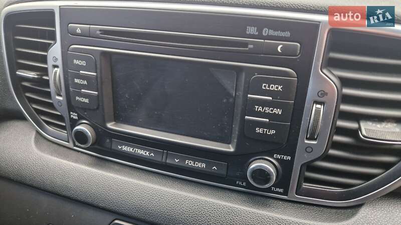 Внедорожник / Кроссовер Kia Sportage 2017 в Каменец-Подольском