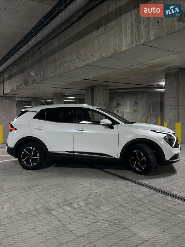Внедорожник / Кроссовер Kia Sportage 2023 в Тернополе
