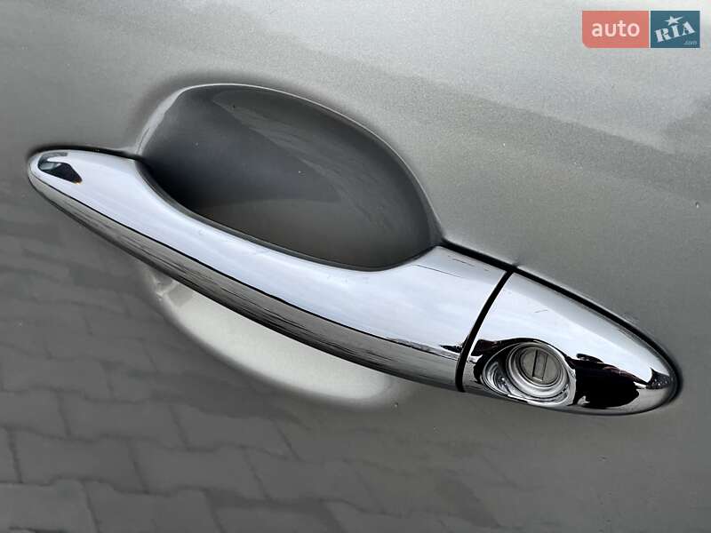 Внедорожник / Кроссовер Kia Sportage 2011 в Ковеле