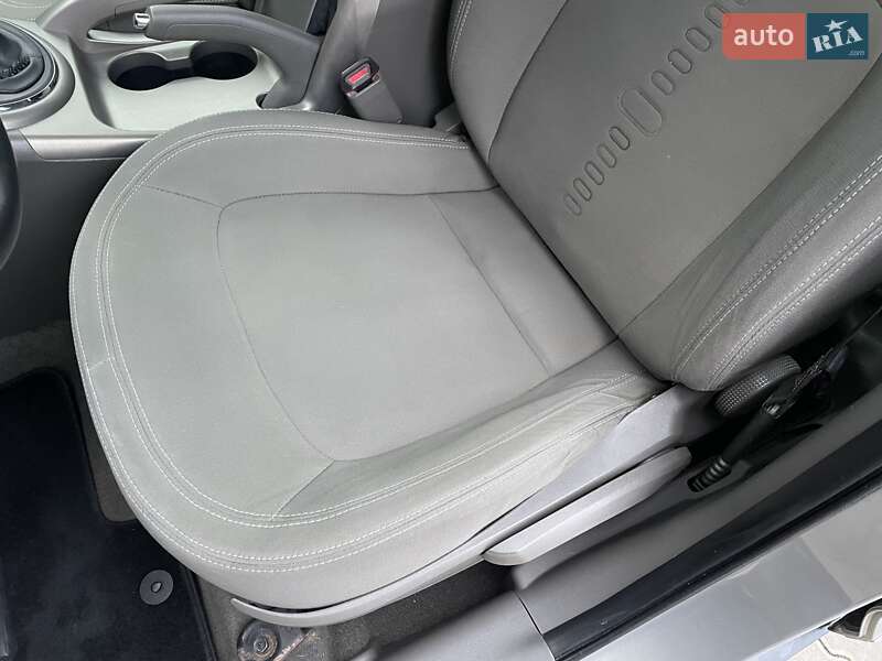 Внедорожник / Кроссовер Kia Sportage 2011 в Ковеле