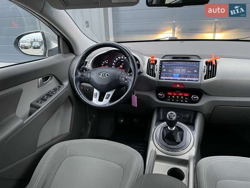 Внедорожник / Кроссовер Kia Sportage 2011 в Ковеле