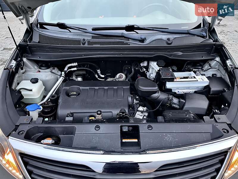 Внедорожник / Кроссовер Kia Sportage 2011 в Ковеле