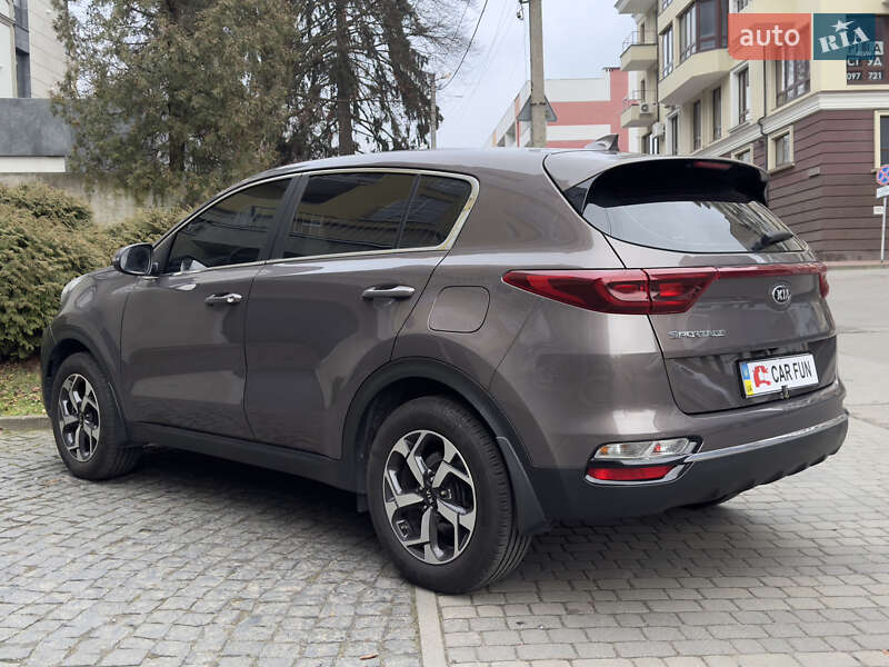 Позашляховик / Кросовер Kia Sportage 2021 в Львові