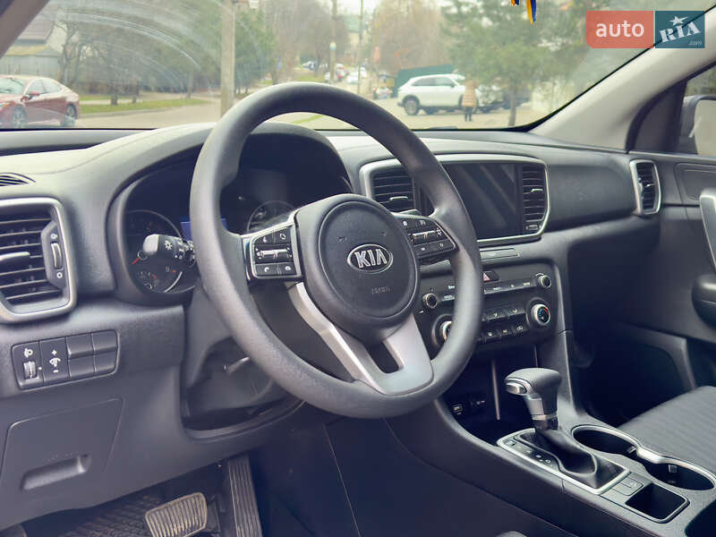 Позашляховик / Кросовер Kia Sportage 2021 в Львові