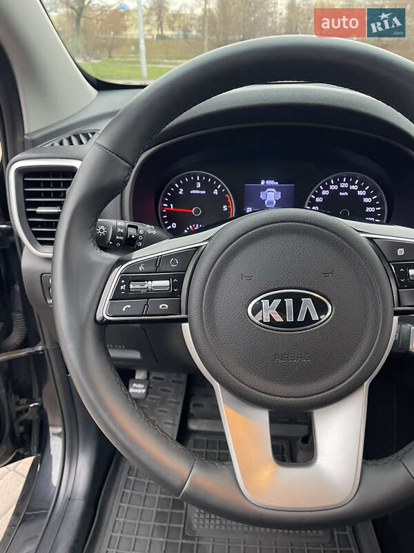 Внедорожник / Кроссовер Kia Sportage 2019 в Киеве