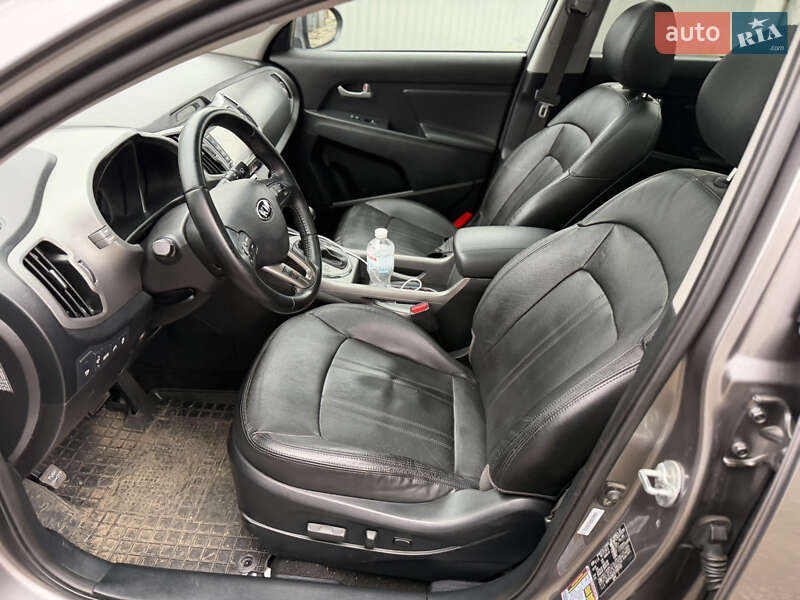 Внедорожник / Кроссовер Kia Sportage 2013 в Одессе