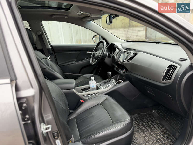 Внедорожник / Кроссовер Kia Sportage 2013 в Одессе