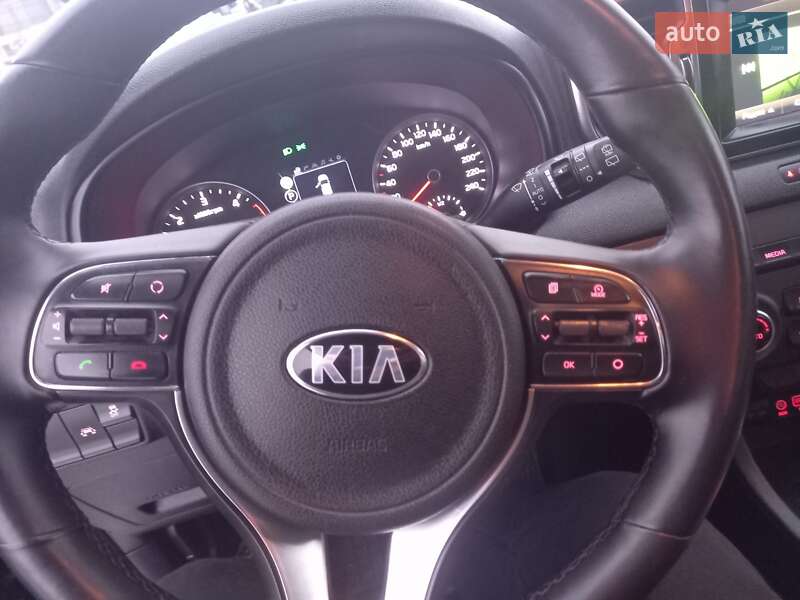 Внедорожник / Кроссовер Kia Sportage 2016 в Луцке