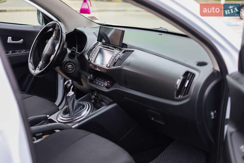 Внедорожник / Кроссовер Kia Sportage 2013 в Львове