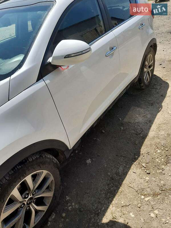 Внедорожник / Кроссовер Kia Sportage 2014 в Бережанах