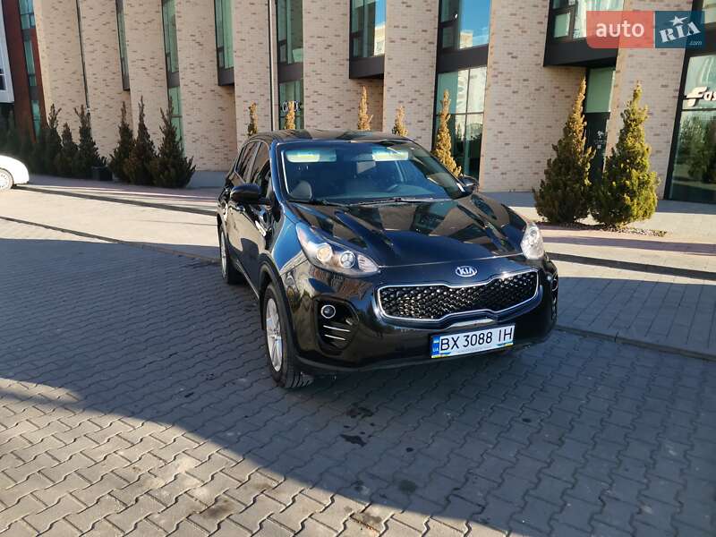 Позашляховик / Кросовер Kia Sportage 2017 в Хмельницькому