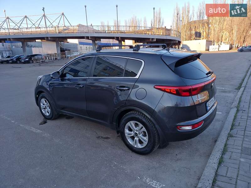Внедорожник / Кроссовер Kia Sportage 2016 в Кривом Роге фото 7 Внедорожник / Кроссовер Kia Sportage 2016 в Кривом Роге
