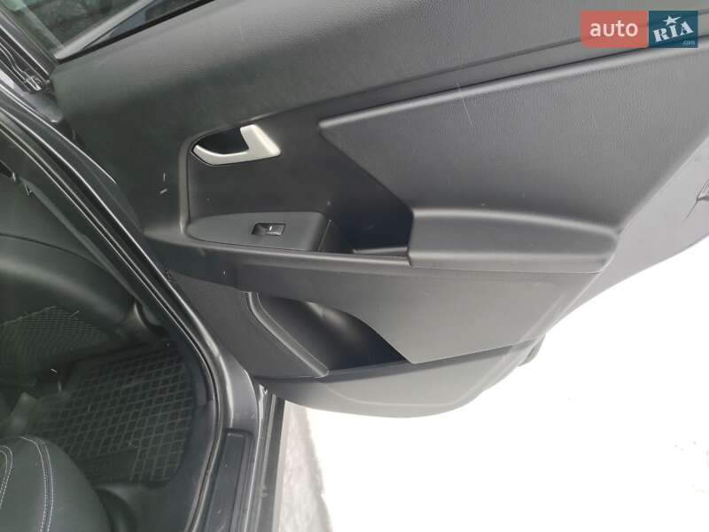 Внедорожник / Кроссовер Kia Sportage 2013 в Сумах фото 20 Внедорожник / Кроссовер Kia Sportage 2013 в Сумах