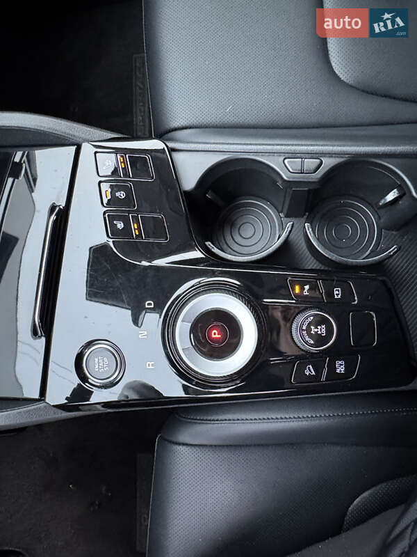 Внедорожник / Кроссовер Kia Sportage 2023 в Городне