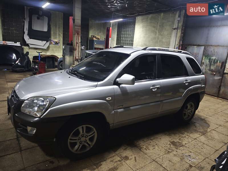 Внедорожник / Кроссовер Kia Sportage 2004 в Львове