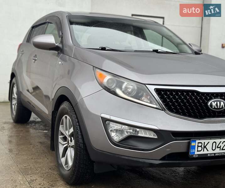 Внедорожник / Кроссовер Kia Sportage 2013 в Сарнах