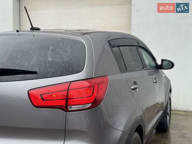 Внедорожник / Кроссовер Kia Sportage 2013 в Сарнах