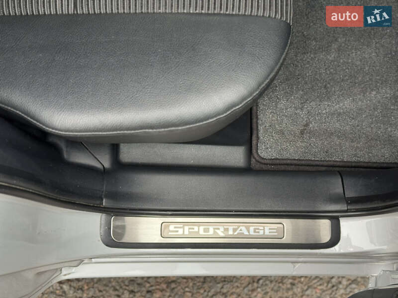 Позашляховик / Кросовер Kia Sportage 2007 в Харкові