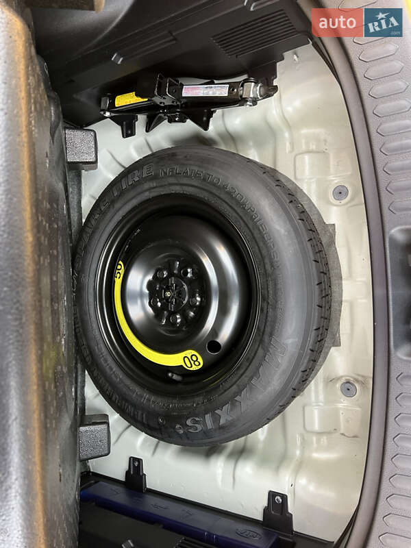 Позашляховик / Кросовер Kia Sportage 2013 в Одесі