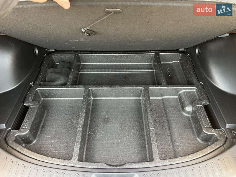 Позашляховик / Кросовер Kia Sportage 2013 в Одесі