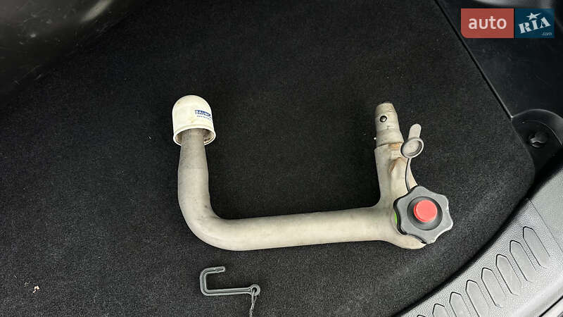 Внедорожник / Кроссовер Kia Sportage 2013 в Дрогобыче