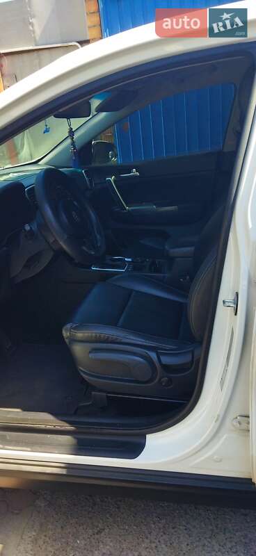 Внедорожник / Кроссовер Kia Sportage 2016 в Одессе