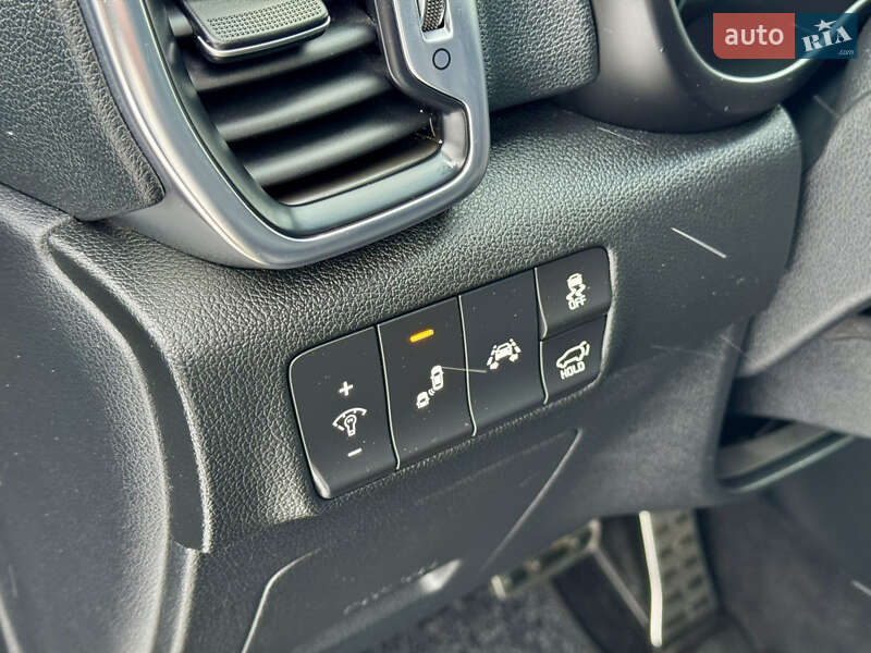 Позашляховик / Кросовер Kia Sportage 2016 в Полтаві фото 24 Позашляховик / Кросовер Kia Sportage 2016 в Полтаві