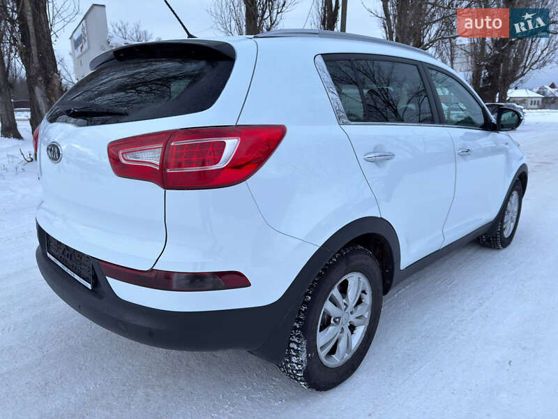 Внедорожник / Кроссовер Kia Sportage 2012 в Киеве