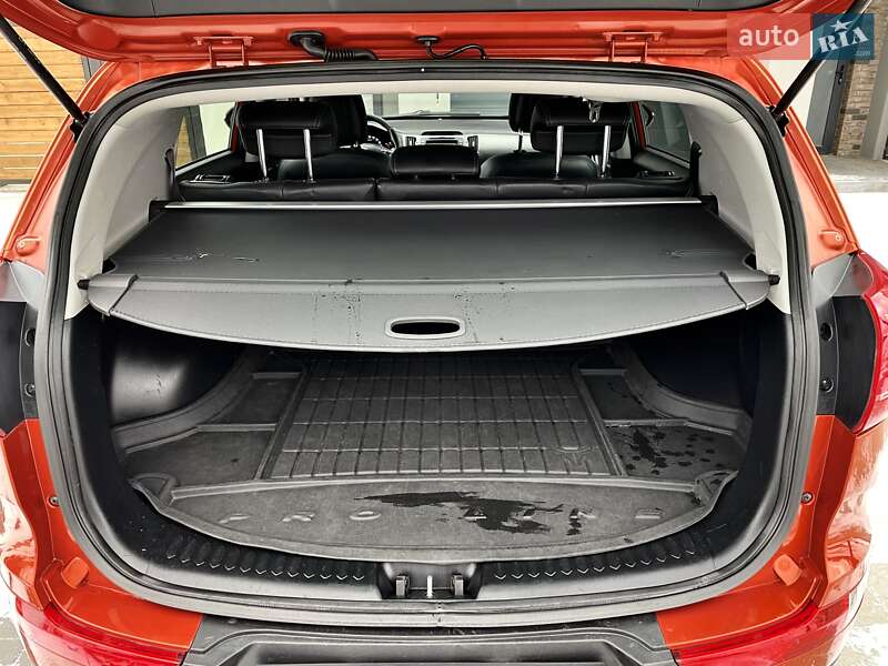 Позашляховик / Кросовер Kia Sportage 2013 в Ковелі