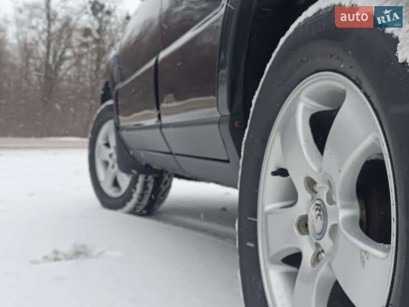 Позашляховик / Кросовер Kia Sportage 2009 в Красилові