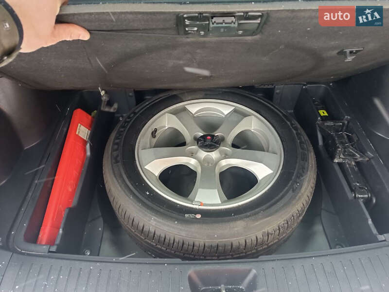 Позашляховик / Кросовер Kia Sportage 2009 в Красилові