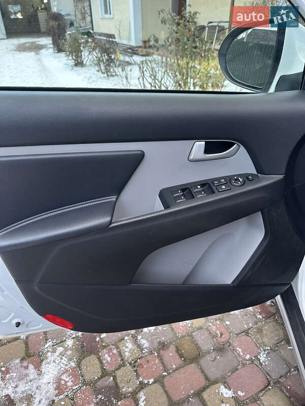 Позашляховик / Кросовер Kia Sportage 2014 в Луцьку фото 29 Позашляховик / Кросовер Kia Sportage 2014 в Луцьку