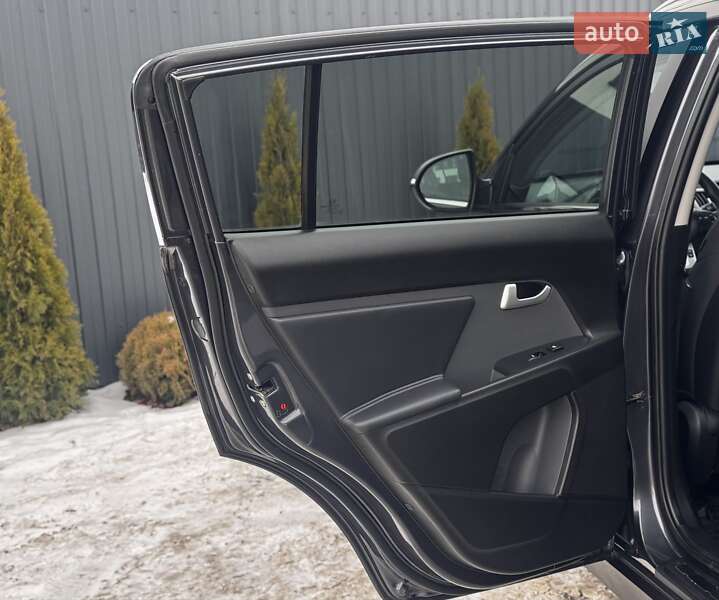 Позашляховик / Кросовер Kia Sportage 2014 в Вінниці