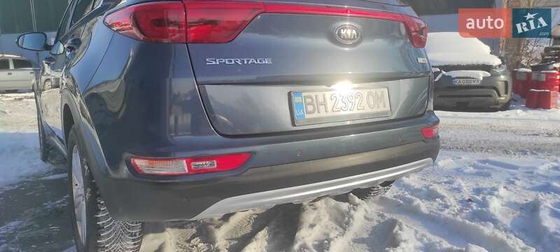 Внедорожник / Кроссовер Kia Sportage 2016 в Киеве фото 7 Внедорожник / Кроссовер Kia Sportage 2016 в Киеве