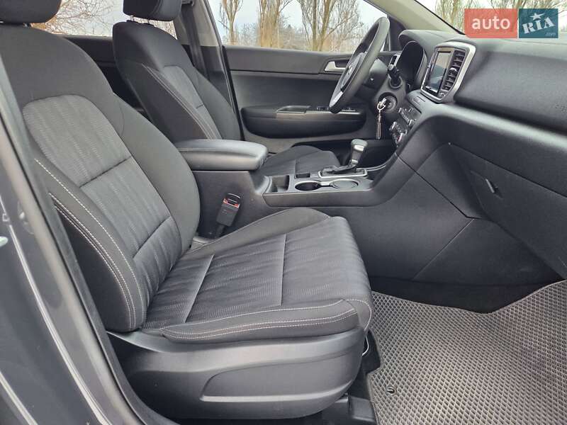 Позашляховик / Кросовер Kia Sportage 2020 в Краснограді