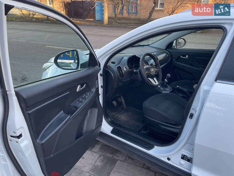 Позашляховик / Кросовер Kia Sportage 2012 в Кропивницькому