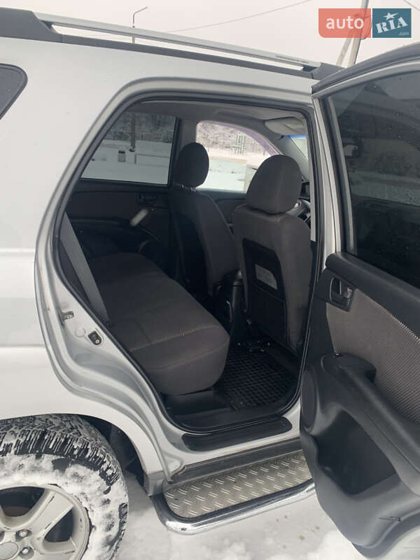 Внедорожник / Кроссовер Kia Sportage 2006 в Дрогобыче фото 34 Внедорожник / Кроссовер Kia Sportage 2006 в Дрогобыче