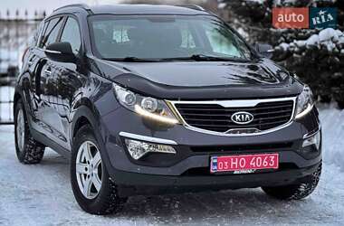Внедорожник / Кроссовер Kia Sportage 2012 в Черновцах