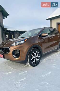Позашляховик / Кросовер Kia Sportage 2017 в Львові
