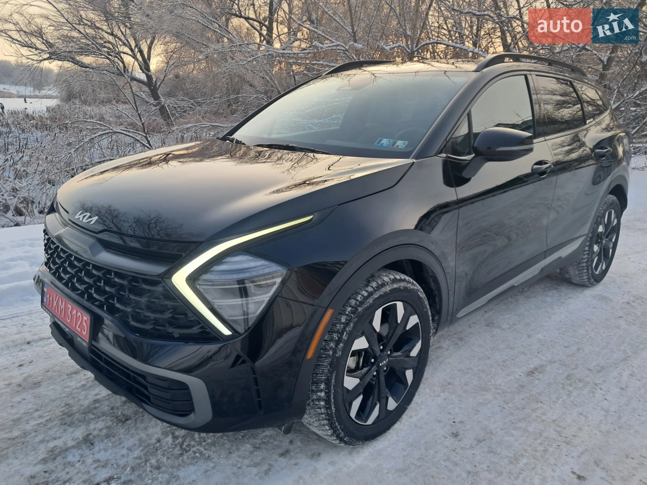 Авто в гарному стані, всі пошкодження професійно відновлені, деталі за телефоном.