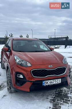 Позашляховик / Кросовер Kia Sportage 2019 в Вараші