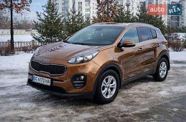 Позашляховик / Кросовер Kia Sportage 2017 в Івано-Франківську