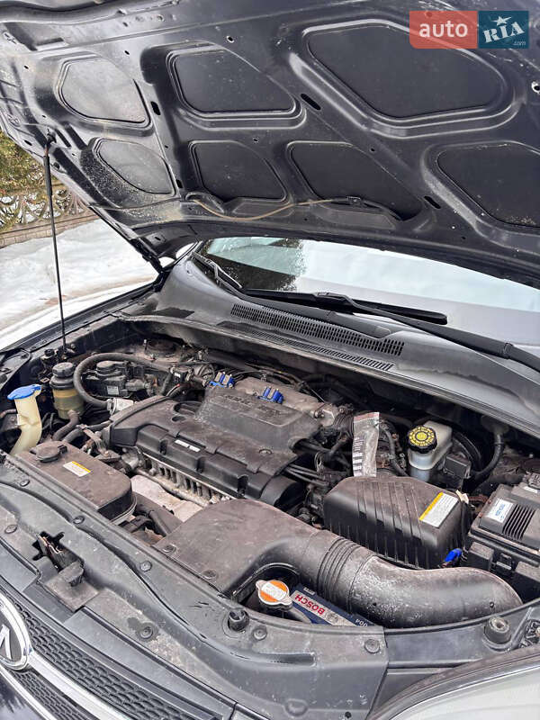 Внедорожник / Кроссовер Kia Sportage 2008 в Ивано-Франковске