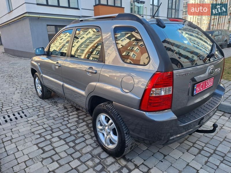 Внедорожник / Кроссовер Kia Sportage 2006 в Ивано-Франковске