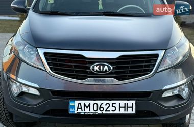 Позашляховик / Кросовер Kia Sportage 2013 в Житомирі