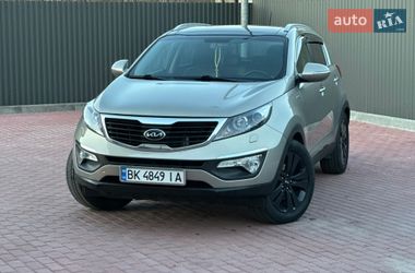 Внедорожник / Кроссовер Kia Sportage 2011 в Сарнах